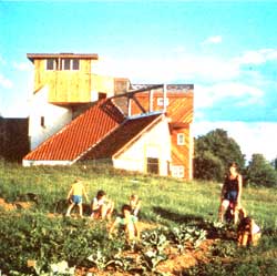 Intentional Communities: The Renaissance Community, Massachusetts